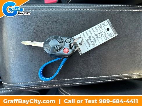 Used 2011 Ford Fusion SEL image 26