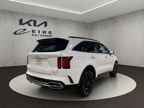 Used 2023 Kia Sorento SX image 8