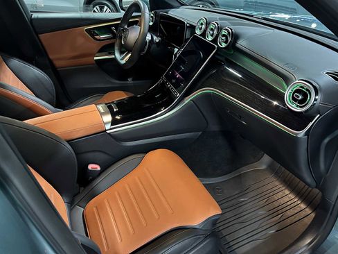 Certified 2025 Mercedes-Benz GLC 300 4MATIC image 11