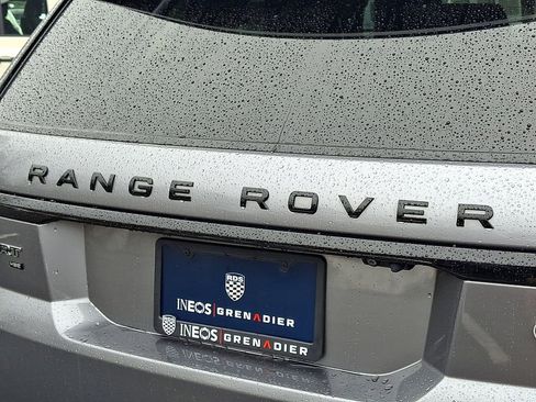 Used 2021 Land Rover Range Rover Sport HSE Silver Edition image 30