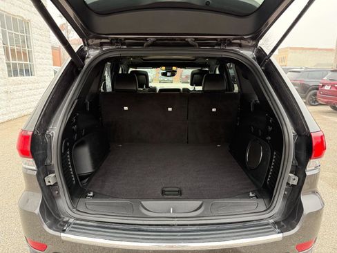 Used 2021 Jeep Grand Cherokee Limited w/ Luxury Group II image 14