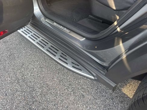 Certified 2022 Mercedes-Benz GLS 450 4MATIC image 11