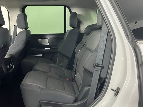Used 2025 Ford Expedition Active AWD/4WD image 24
