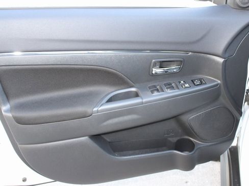 Used 2024 Mitsubishi Outlander Sport Ralliart image 18