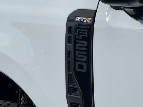 Used 2023 Ford F250 XL w/ STX Appearance Package image 30