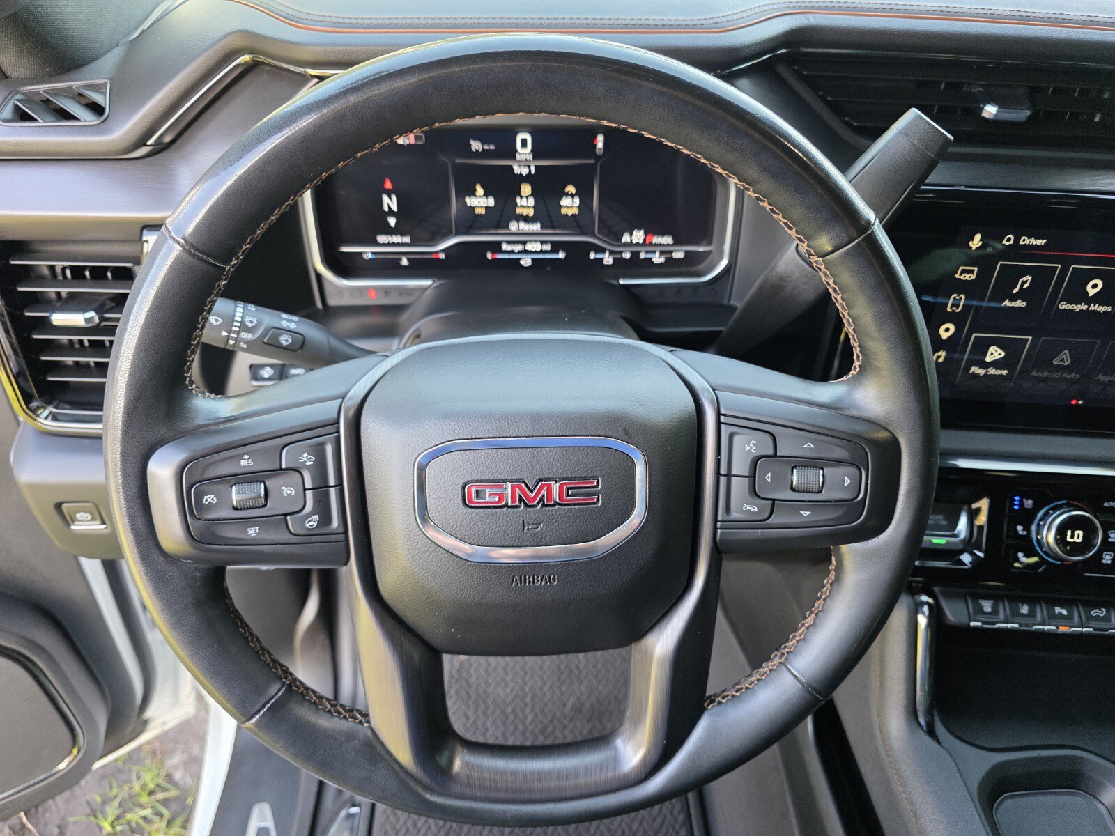 Used 2024 GMC Sierra 2500 AT4 w/ AT4 Premium Plus Package AWD/4WD image 17