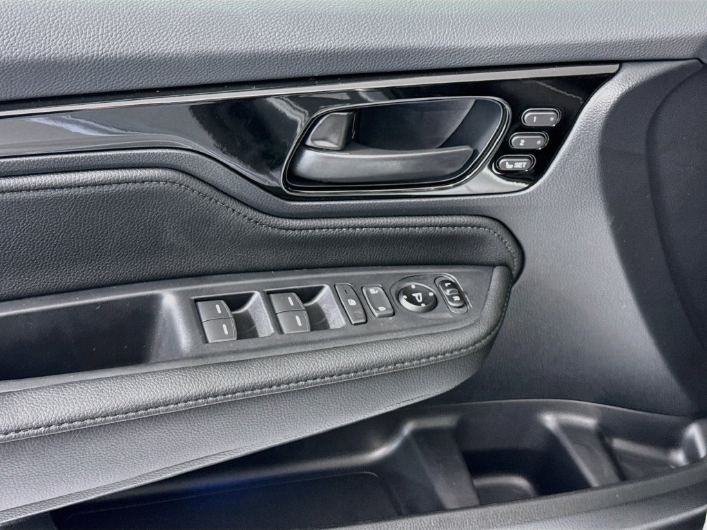 New 2026 Honda Odyssey Touring image 24