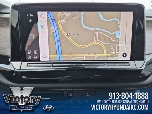 Used 2024 Volkswagen Atlas SEL AWD/4WD image 19