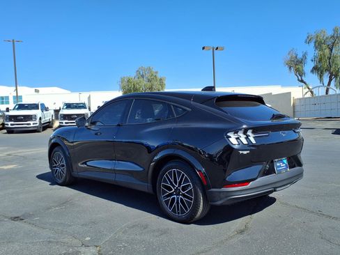 Certified 2025 Ford Mustang Mach-E Premium AWD/4WD image 4