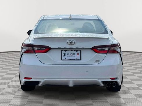 Used 2024 Toyota Camry SE AWD/4WD image 6