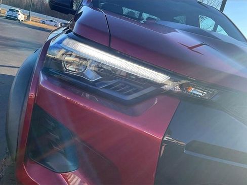 Used 2024 Chevrolet Colorado ZR2 w/ ZR2 Convenience Package III image 28