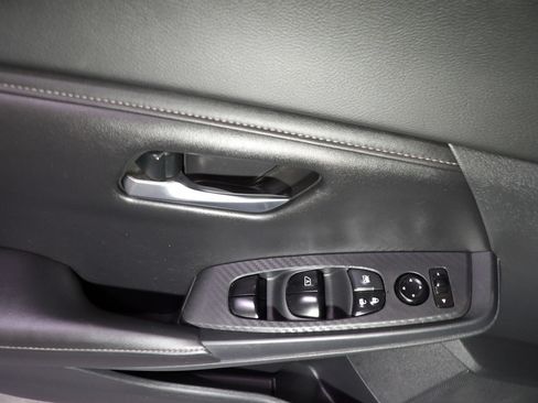 Used 2021 Nissan Sentra SV FWD image 9