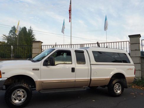 Used 1999 Ford F250 Lariat image 38