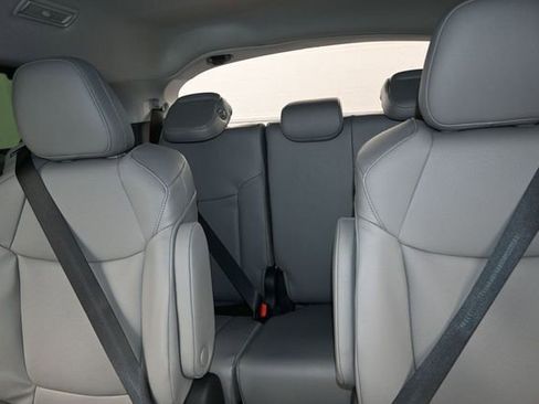 New 2026 Toyota Sienna XLE FWD image 14