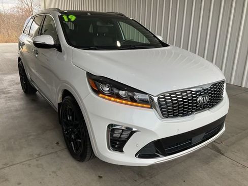 Used 2019 Kia Sorento SX image 29