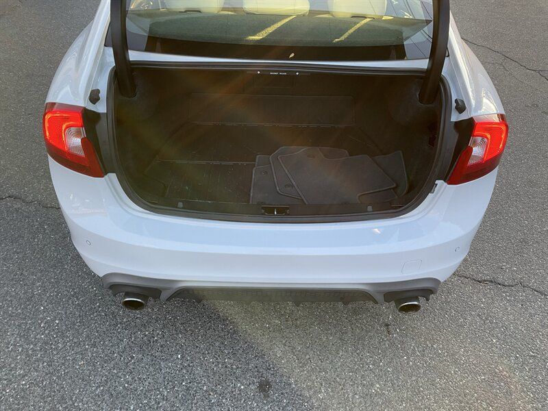 Used 2017 Volvo S60 T5 Dynamic w/ Vision Package AWD/4WD image 13