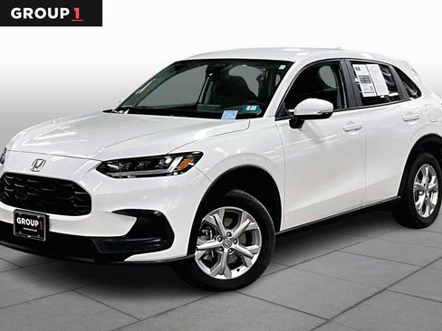 Used 2025 Honda HR-V LX image 1