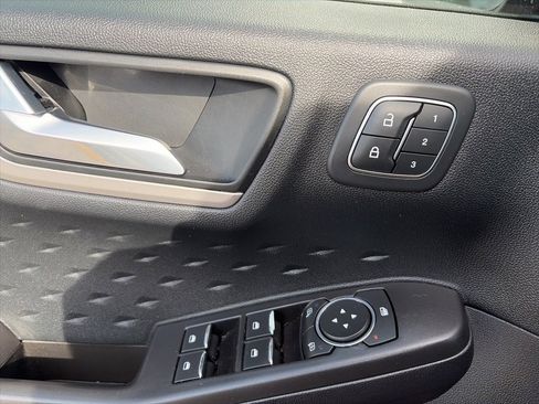 Used 2020 Ford Escape SEL image 14