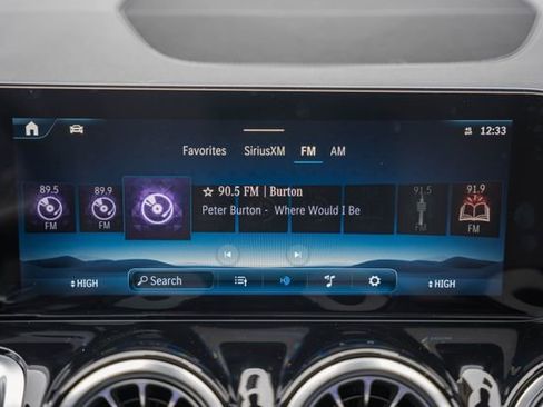 New 2026 Mercedes-Benz GLB 250 4MATIC image 21