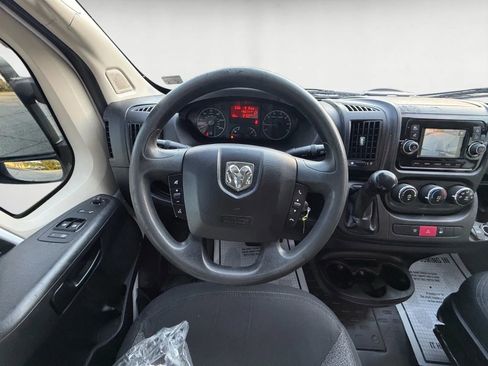 Used 2018 RAM ProMaster 2500 FWD image 12