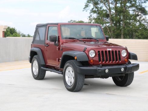Used 2010 Jeep Wrangler Rubicon w/ PWR Convenience Group AWD/4WD image 9