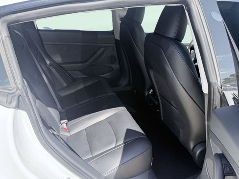 Used 2023 Tesla Model 3 Standard Range RWD image 35