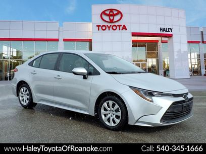 Certified 2025 Toyota Corolla LE