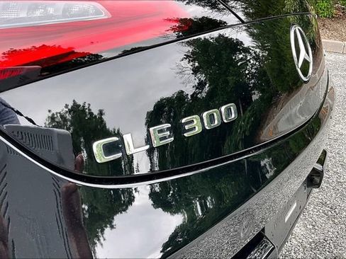 Used 2024 Mercedes-Benz CLE 300 4MATIC Cabriolet image 12