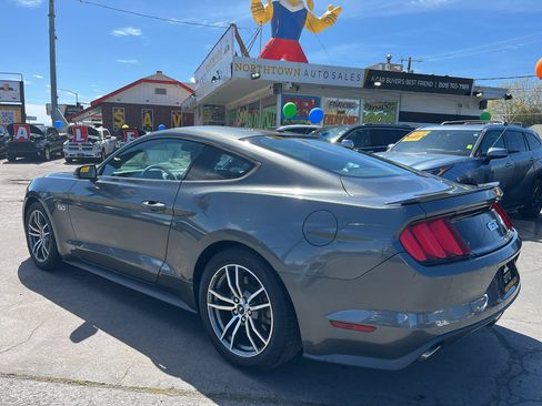 Used 2017 Ford Mustang GT Premium w/ Equipment Group 401A image 5