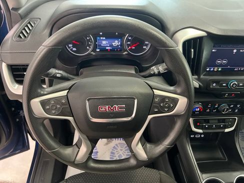 Used 2022 GMC Terrain SLE w/ Driver Convenience Package FWD image 26