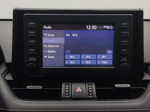 Used 2019 Toyota RAV4 XLE Premium FWD image 25