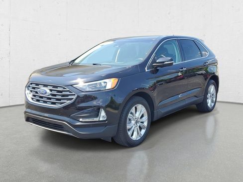 Used 2023 Ford Edge Titanium w/ Cargo Accessory Package AWD/4WD image 4