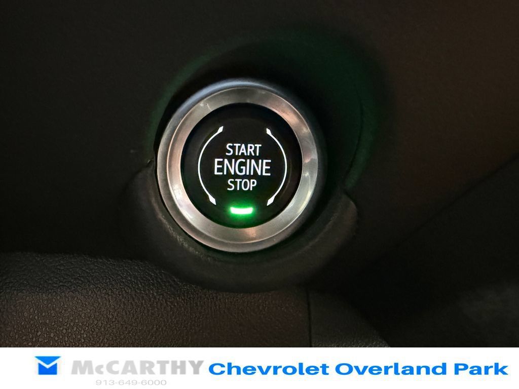 Used 2025 Chevrolet Tahoe LT AWD/4WD image 19