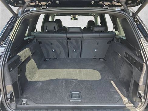 Used 2024 BMW X5 sDrive40i w/ M Sport Package RWD image 12