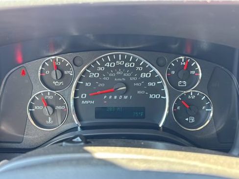 New 2026 Chevrolet Express 2500 RWD image 10