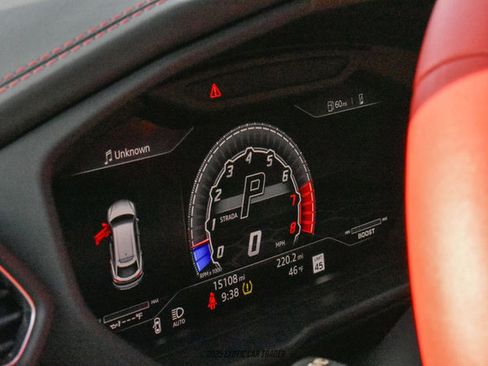 Used 2020 Lamborghini Urus image 20