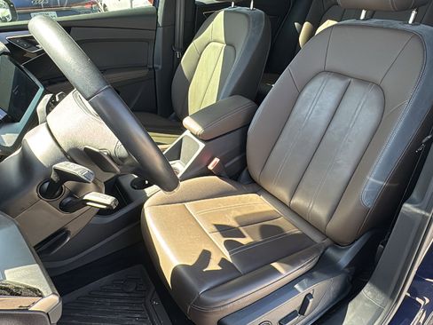 Used 2024 Audi Q4 e-tron Premium Plus w/ Premium Plus image 14