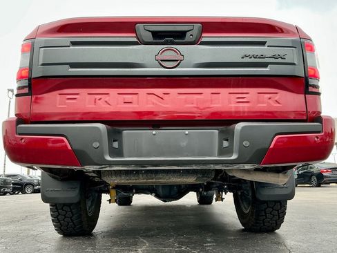 Used 2025 Nissan Frontier PRO-4X image 17
