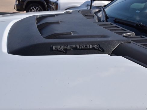 Used 2025 Ford F150 Raptor image 10