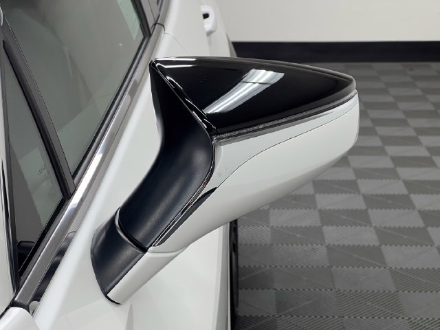 Certified 2025 Lexus UX 300h FWD image 22
