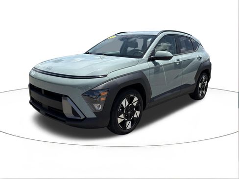 Certified 2024 Hyundai Kona SEL w/ Convenience Package FWD image 7