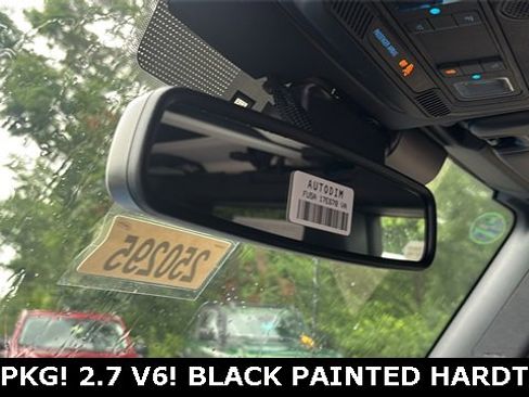 New 2025 Ford Bronco Badlands image 22