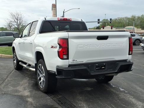 Used 2024 Chevrolet Colorado Z71 w/ Z71 Convenience Package 2 AWD/4WD image 2