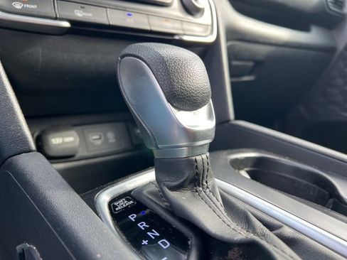 Used 2019 Hyundai Santa Fe SE image 20