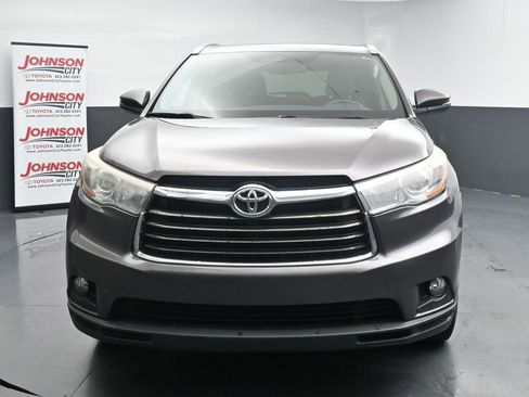 Used 2015 Toyota Highlander XLE AWD/4WD image 3