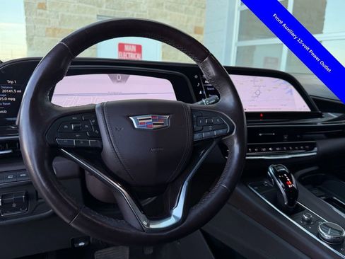 Used 2022 Cadillac Escalade Sport Platinum image 12