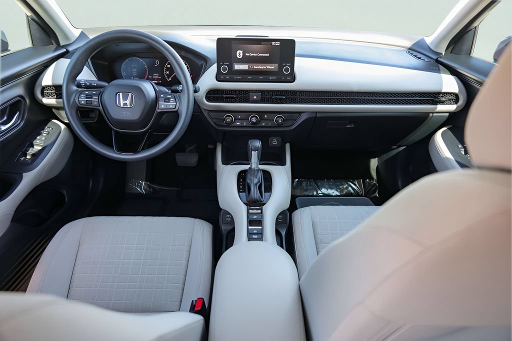 Used 2025 Honda HR-V LX image 26
