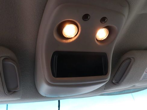 Used 2003 GMC Sierra 3500 SLE image 36