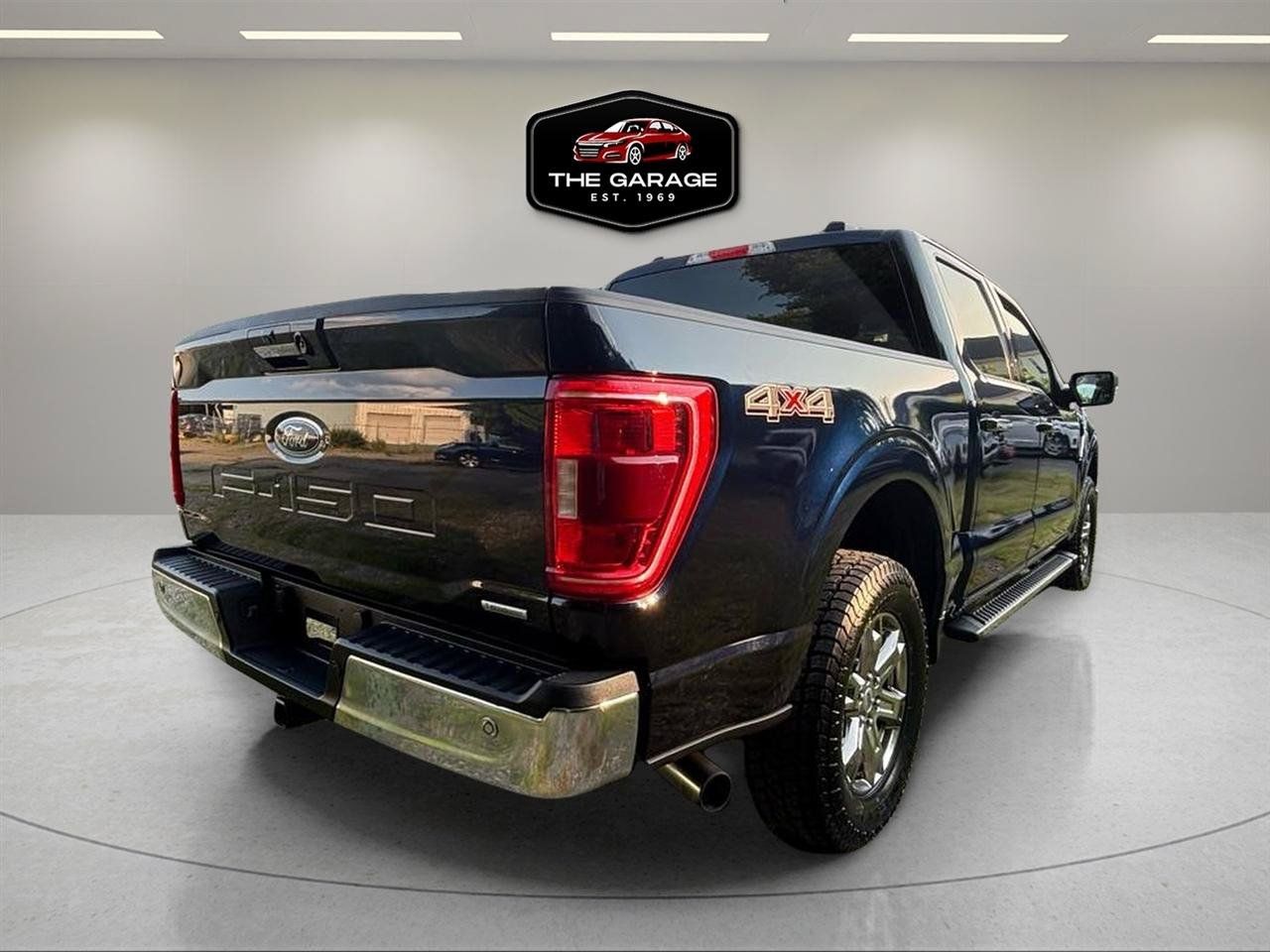 Used 2021 Ford F150 XLT w/ Equipment Group 302A High AWD/4WD image 5