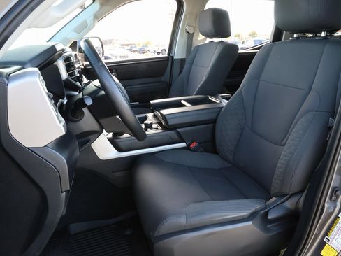 Used 2022 Toyota Tundra SR5 w/ TRD Off-Road Package image 17